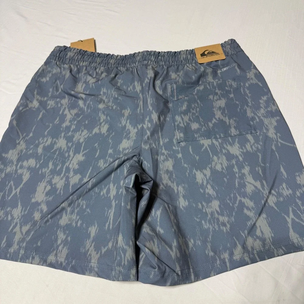 NWT Quiksilver Swim Shorts Shirt Set Men's Size Medium Dry Flight